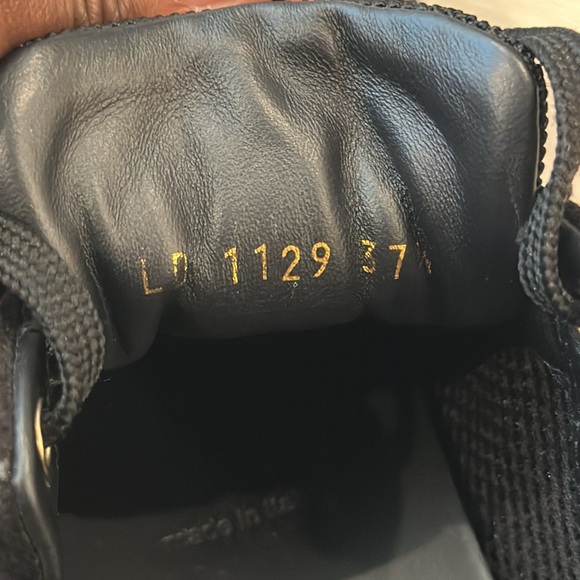 Louis Vuitton Suede Monogram Run Away Sneakers - Picture 6 of 6